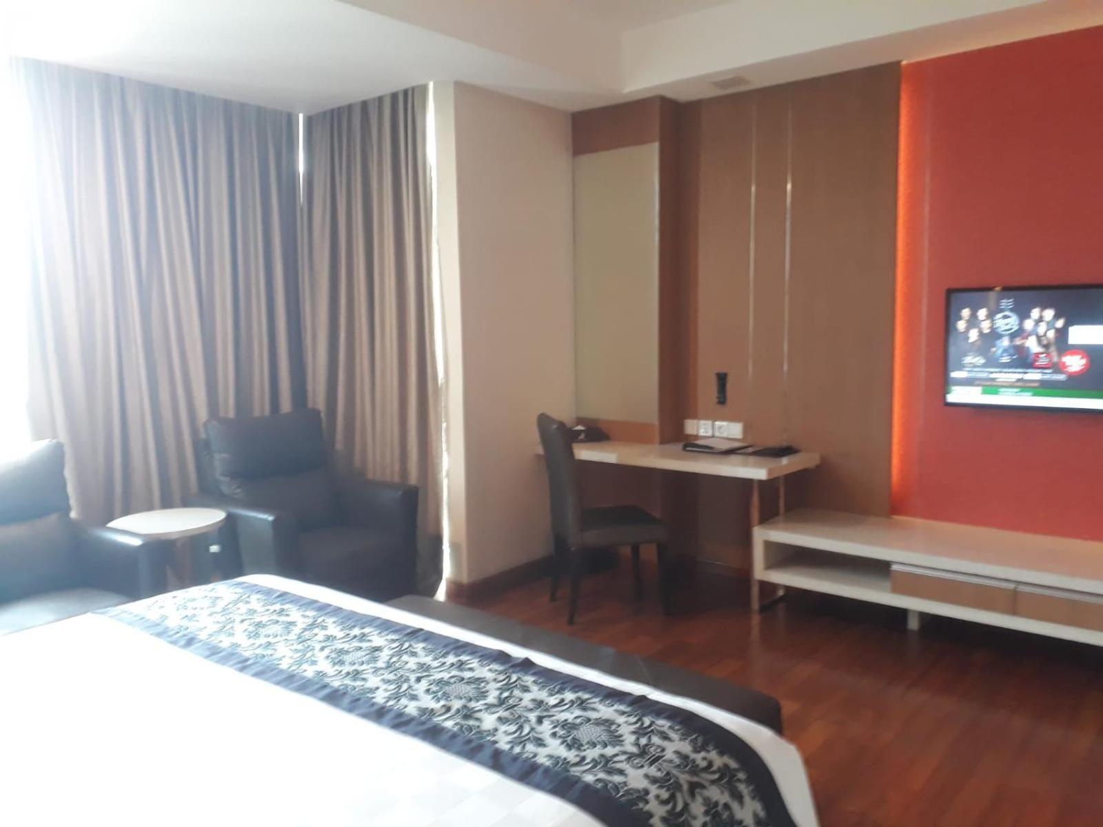 Nagoya Hill Hotel Batam Eksteriør bilde