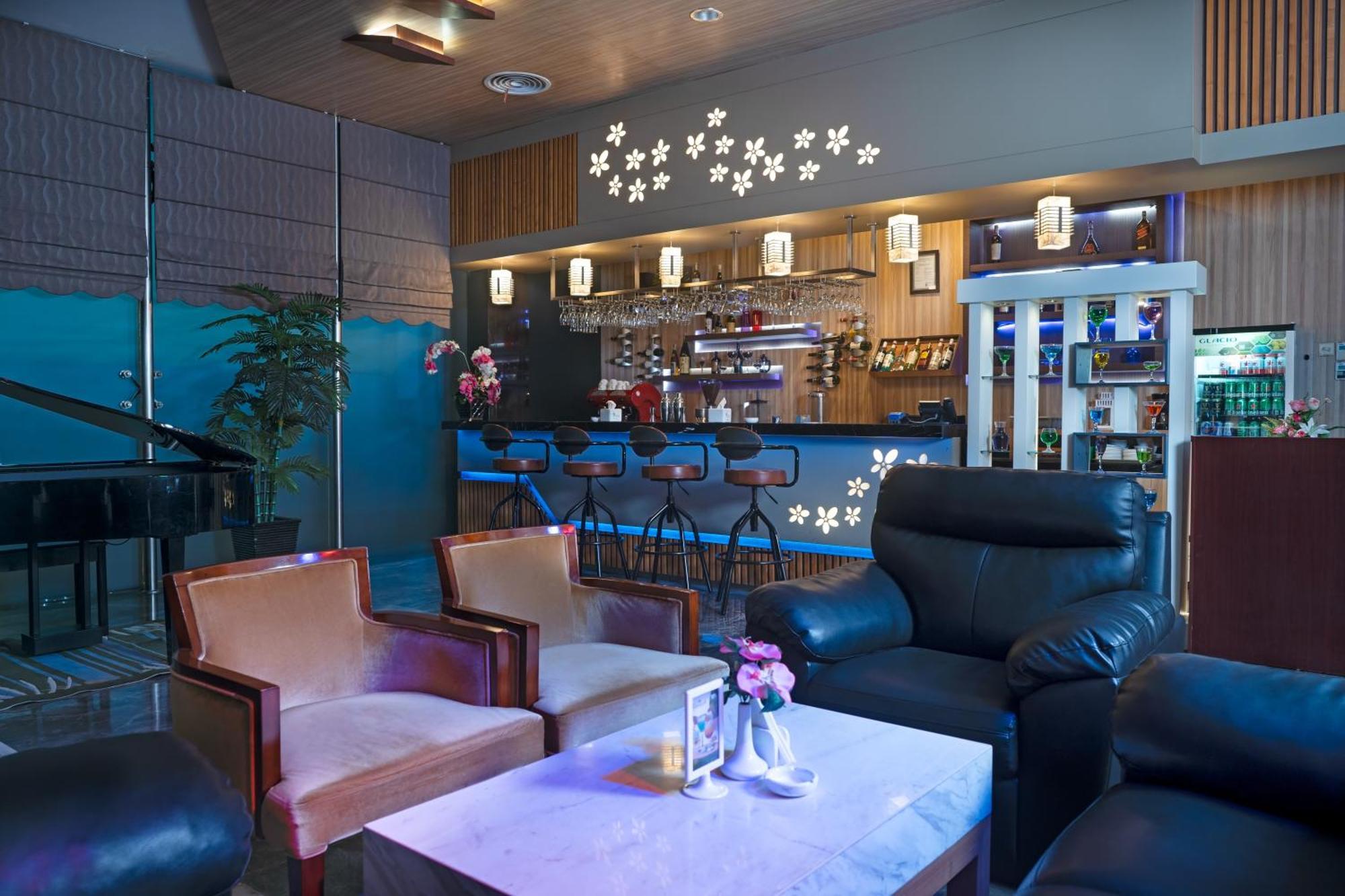 Nagoya Hill Hotel Batam Eksteriør bilde
