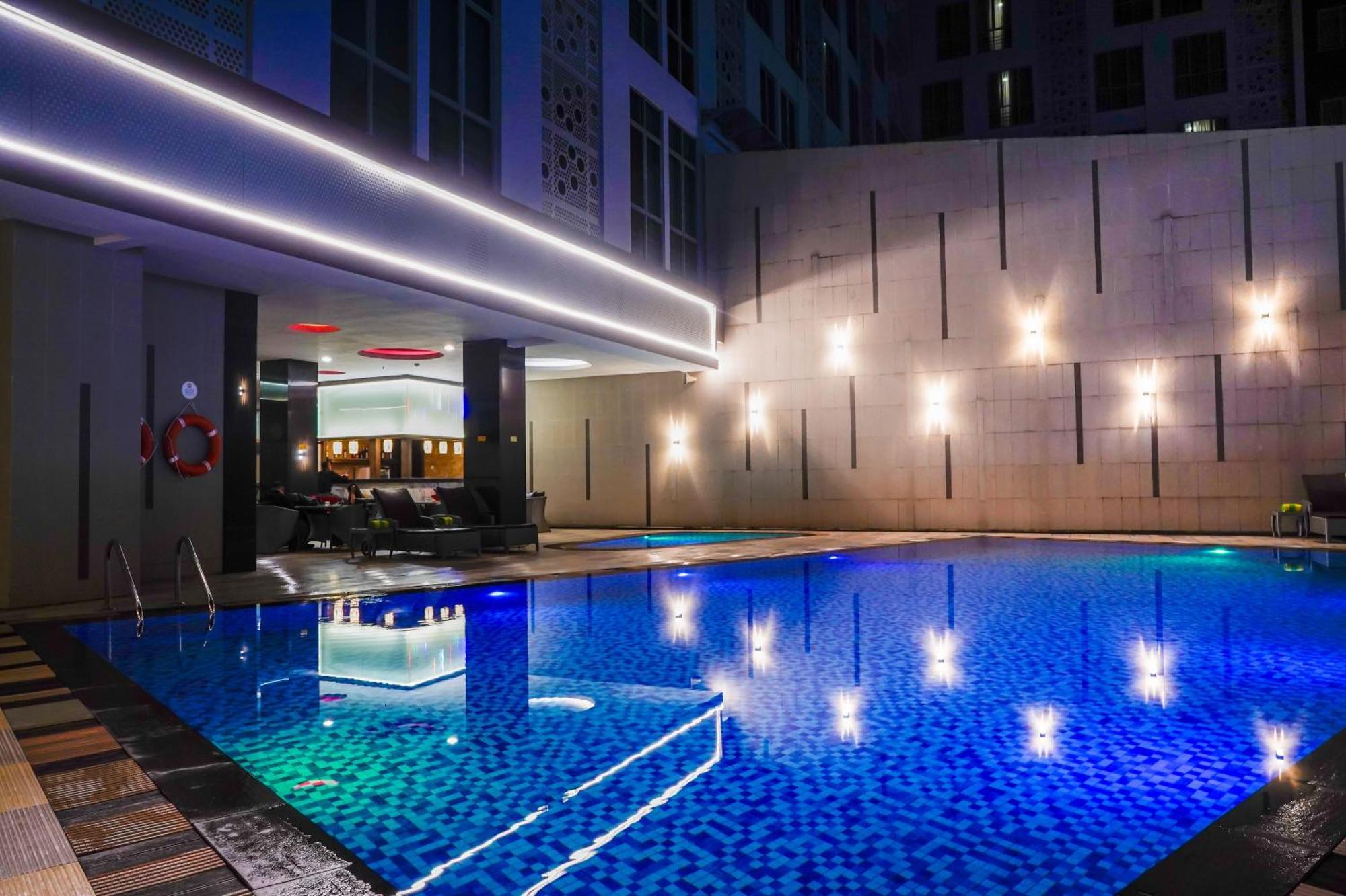 Nagoya Hill Hotel Batam Eksteriør bilde