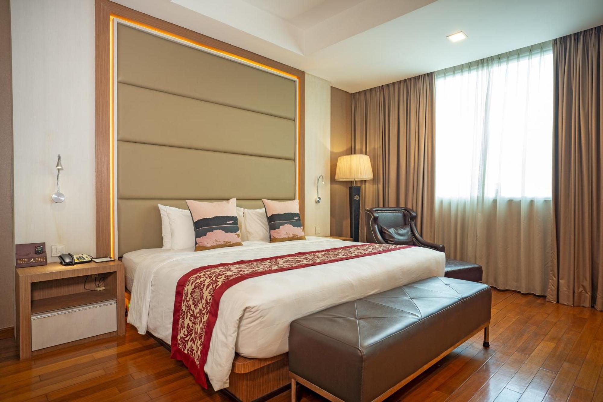 Nagoya Hill Hotel Batam Eksteriør bilde