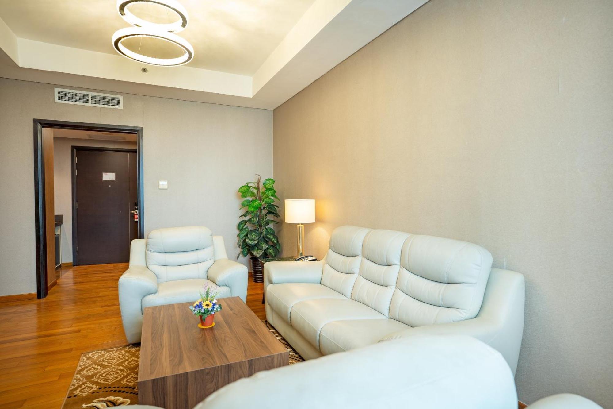 Nagoya Hill Hotel Batam Eksteriør bilde