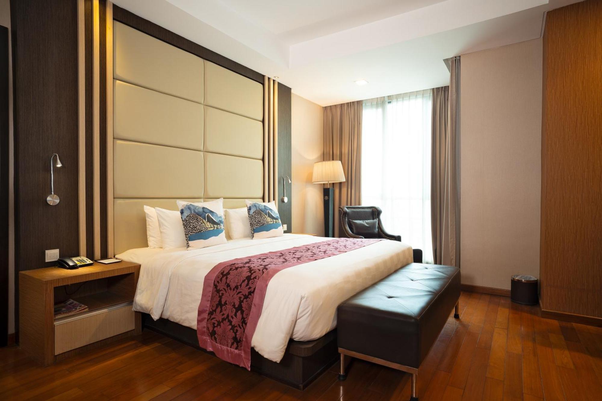 Nagoya Hill Hotel Batam Eksteriør bilde