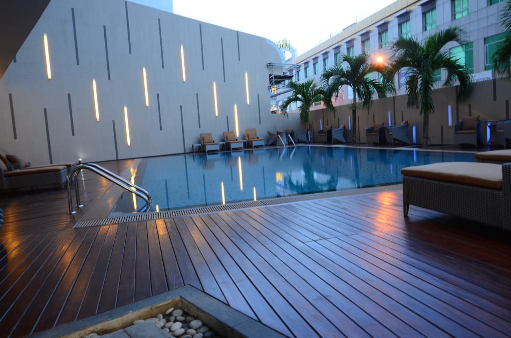 Nagoya Hill Hotel Batam Eksteriør bilde