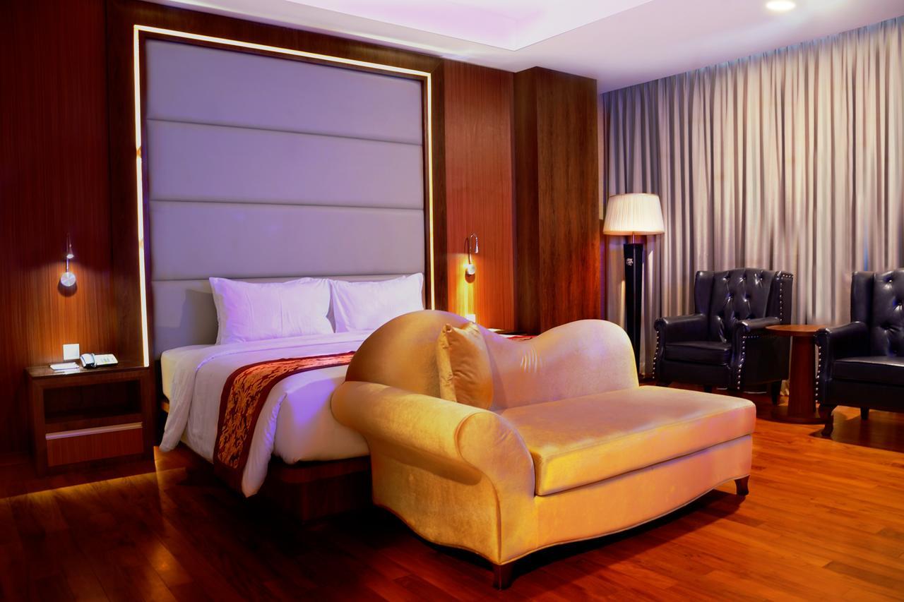 Nagoya Hill Hotel Batam Eksteriør bilde